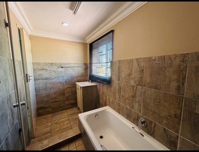 3 BEDROOM HOUSE FOR SALE IN SEBOKENG ZONE 14